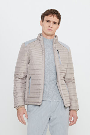 Standart Fit Normal Kesim Dik Yaka Desenli Mont