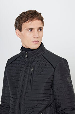 Standart Fit Normal Kesim Dik Yaka Desenli Mont