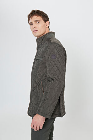 Standart Fit Normal Kesim Dik Yaka Desenli Overcoat
