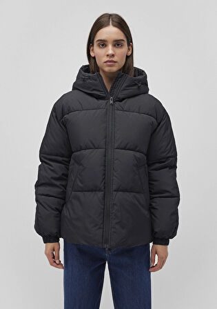 Kapüşonlu Siyah Şişme Mont 1110199-900