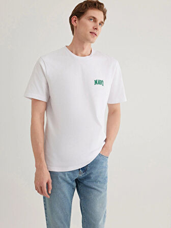 Mavi Bisiklet Yaka Regular  Fit Logo Baskılı Beyaz Erkek T-shirt DMK.M0611714-620.