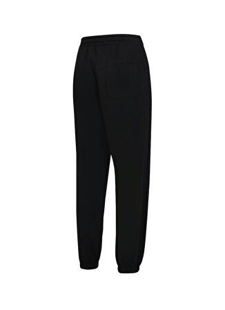 New Balance MNP3526-BK Lifestyle Men Pant Siyah Lastikli Bel Regular Fit Düz Erkek Eşofman Altı