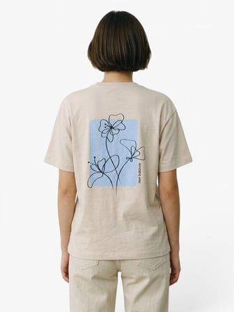 NB LIFESTYLE WOMEN T-SHIRT Kadın Bej T-Shirt - WNT3630