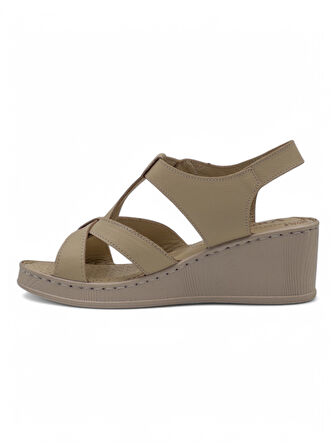 VOYAGER 9200 HAKİKİ DERİ KADIN ÇAPRAZ SANDALET BEJ