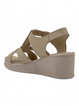 VOYAGER 9200 HAKİKİ DERİ KADIN ÇAPRAZ SANDALET BEJ