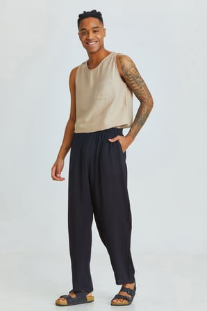Relaxed Fit Dökümlü Erkek Pantolon Siyah | L
