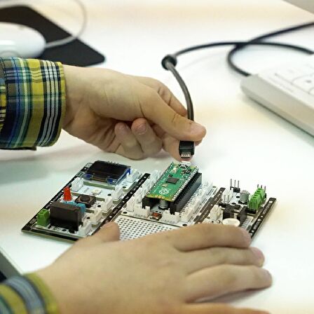 PicoBricks Base Elektronik Geliştirme Kartı