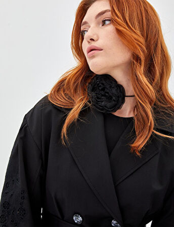 Kadın Nakışlı Lazer Kesim Trençkot - Siyah | 44