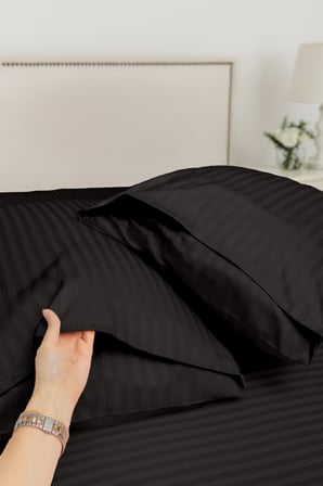 Çift Kişilik %100 Pamuk Saten Nevresim Seti | Premium Seri | 8 Renk Seçeneği (200x220)