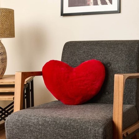 Evidea Soft Love Figürlü Yastık - Kırmızı - 45 cm