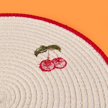Evidea Soft Kiraz Nakışlı Supla - Ekru - 33x33 cm