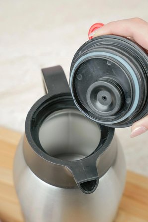 STAR TERMOS 2 Litre Çift Kat Paslanmaz Çelik Termos  ( Piknik Kamp Outdoor Ofis Otel Kafe Okul )