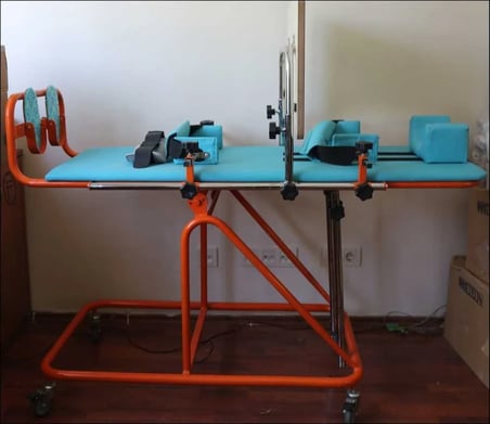 Standing table ayakta dik durma sehpası sedye olabilen 5-8 yaş arası