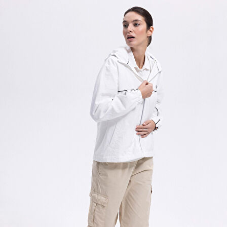 Ellesse Kırık Beyaz Kadın Yağmurluk EF100