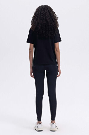 Ellesse Kadın Bisiklet Yaka Siyah Tişört EF426BK