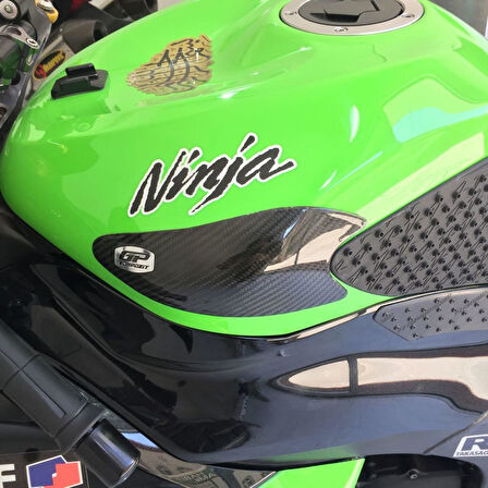 GP Kompozit Kawasaki ZX-6R 2009-2017 Uyumlu Depo Koruma Karbon Fiber