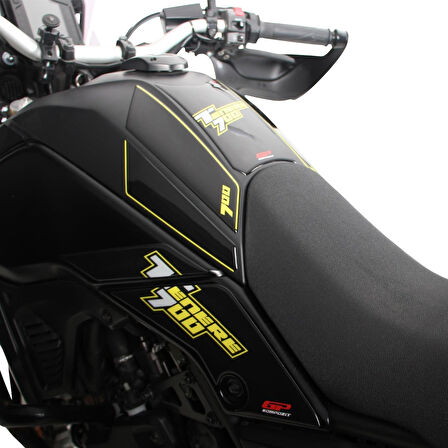 GP Kompozit Yamaha Tenere 700 2019-2023 Uyumlu Tank Pad Seti Kırmızı