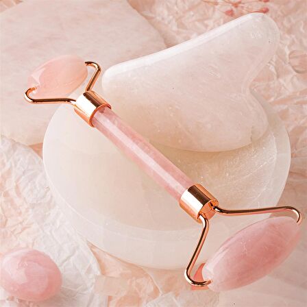 Pembe Kuvars Taşı Masaj Takımı - Roller ve Gua Sha Kalpli Set