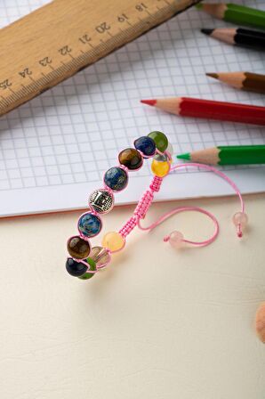 Kız Öğrenci Doğal Taş Harfli Makrome Bileklik