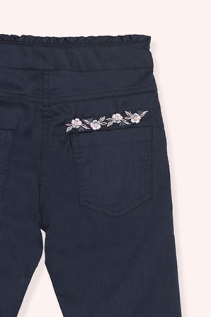 Kız Çocuk Nakış Detaylı Pantolon Lacivert