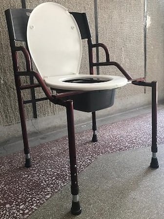 Hasta Klozet Oturağı