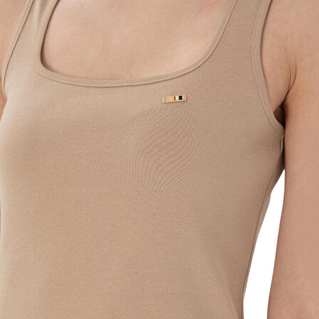 Kadın Kum Yırtmaçlı Kolsuz Kare Yaka Midi Boy Örme Elbise