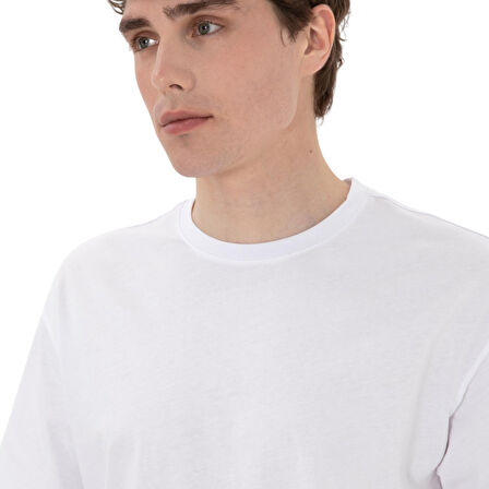 Erkek Comfort Fit Bisiklet Yaka Tişört