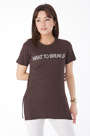 Düz Bisiklet Yaka Kadın Kahverengi Baskılı Yırtmaçlı T-shirt - 24791