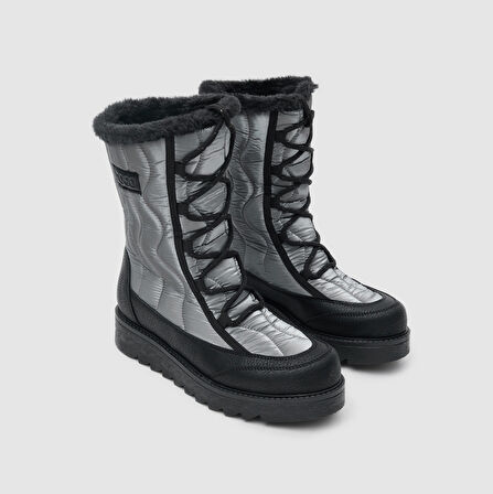 Kadın Kar Botu [051816]