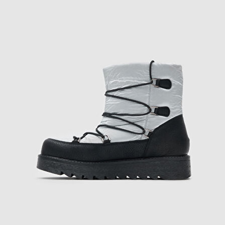 Kadın Kar Botu [051815]