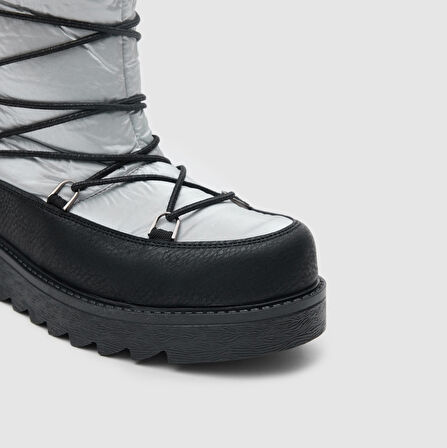 Kadın Kar Botu [051815]