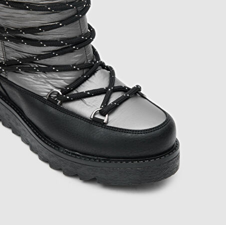 Kadın Kar Botu [051815]