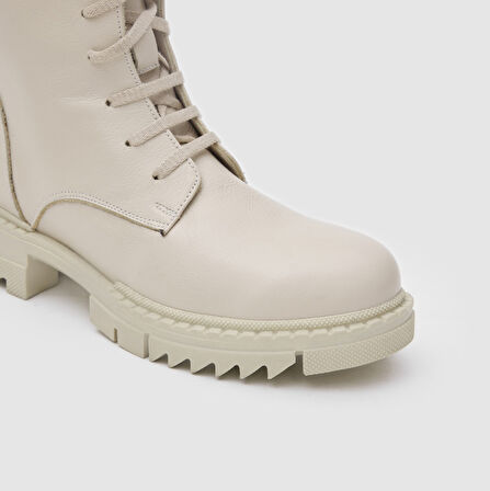 Kadın Casual Bot [60000]