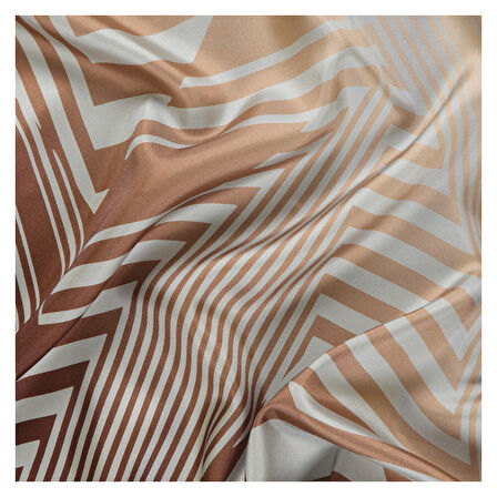 GEOMETRİK DESEN TWILL KAHVERENGİ İPEK EŞARP