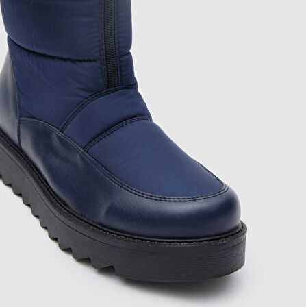 Kadın Kar Botu [051813]