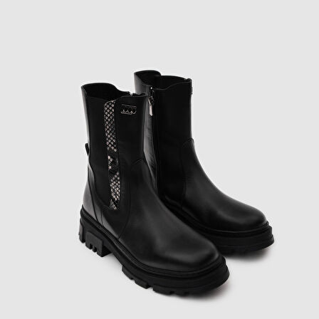 Kadın Chelsea Bot [060178]