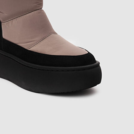 Kadın Kar Botu [060057]