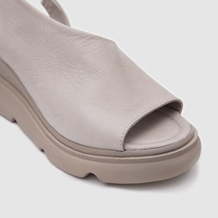 Kadın Dolgu Topuk Sandalet [060223]