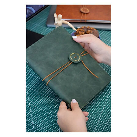 Victoria's Journals Mekanizmalı Vegan Kapak A5 Çizgili Defter 125-2135