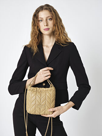 Pierre Cardin Kadın Çapraz Kapitone Çanta Bej 05PC25Y10104