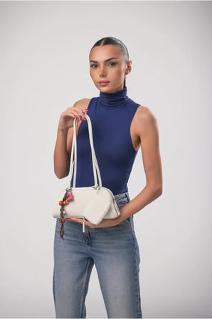 Ççs Kadın Baget Omuz Çantası Fermuarlı Mini Cüzdanlı Boncuk Charm ve Kilit Aksesuarlı Şık Günlük Çanta Beyaz 18464