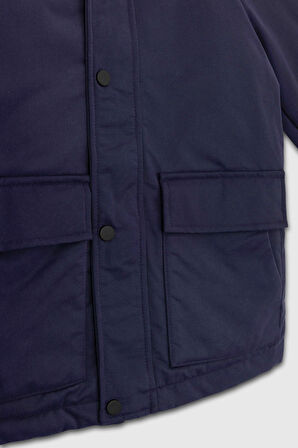 Erkek Çocuk Lacivert Renk Çıkarılabilir Kapüşonlu Kaban