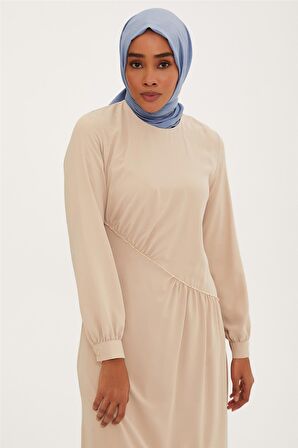 Armine Önü Büzgülü ve Boncuklu Asimetrik Elbise 22K9513 Bej