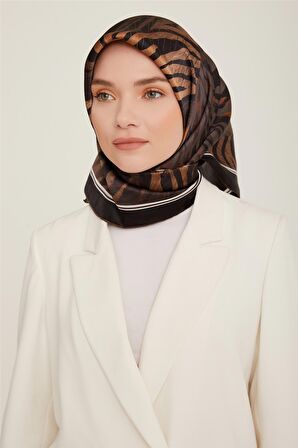 Armine Sura İpek Eşarp 22Ka8837 09