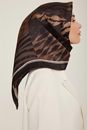 Armine Sura İpek Eşarp 22Ka8837 09