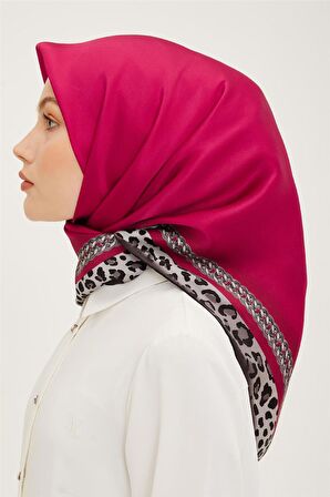 Armine Sura İpek Eşarp 23Ya8912 05