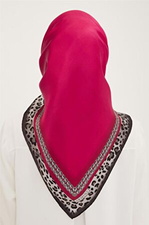 Armine Sura İpek Eşarp 23Ya8912 05