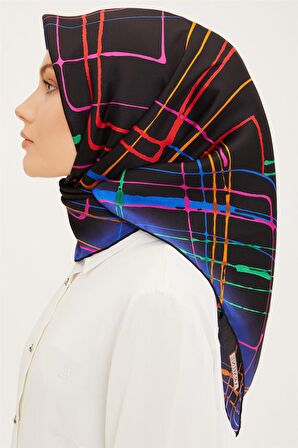 Armine Sura İpek Eşarp 23Ya8948 02