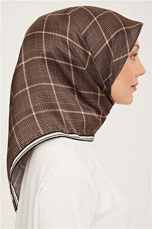 Armine Sura İpek Eşarp 23Ka9029 04