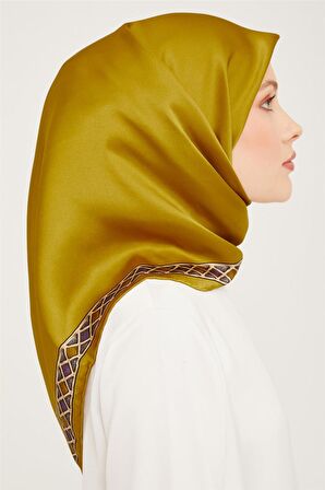 Armine Sura İpek Eşarp 23Ka9057 31
